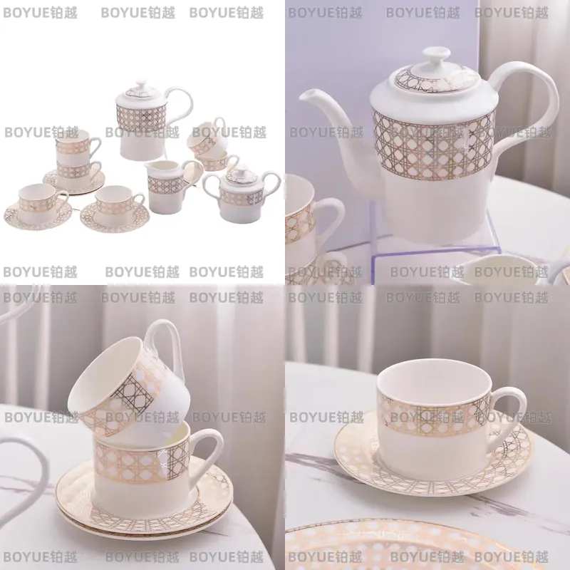 Coffee Tea Uses - Ensemble de tasses à café en