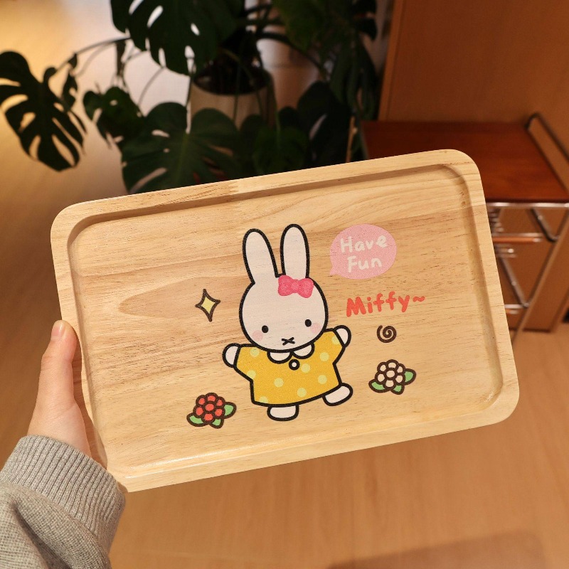 Assiette en bois mignonne Miff - Coffee Tea Uses avis et prix